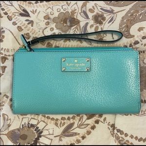 Kate Spade ♠️ Wallet Wristlet